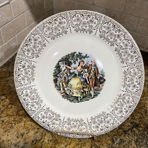 Sebring Pottery Co Dinner Plate Chantilly 24k‎ Gold 10" Colonial French Theme - Picture 1 of 8